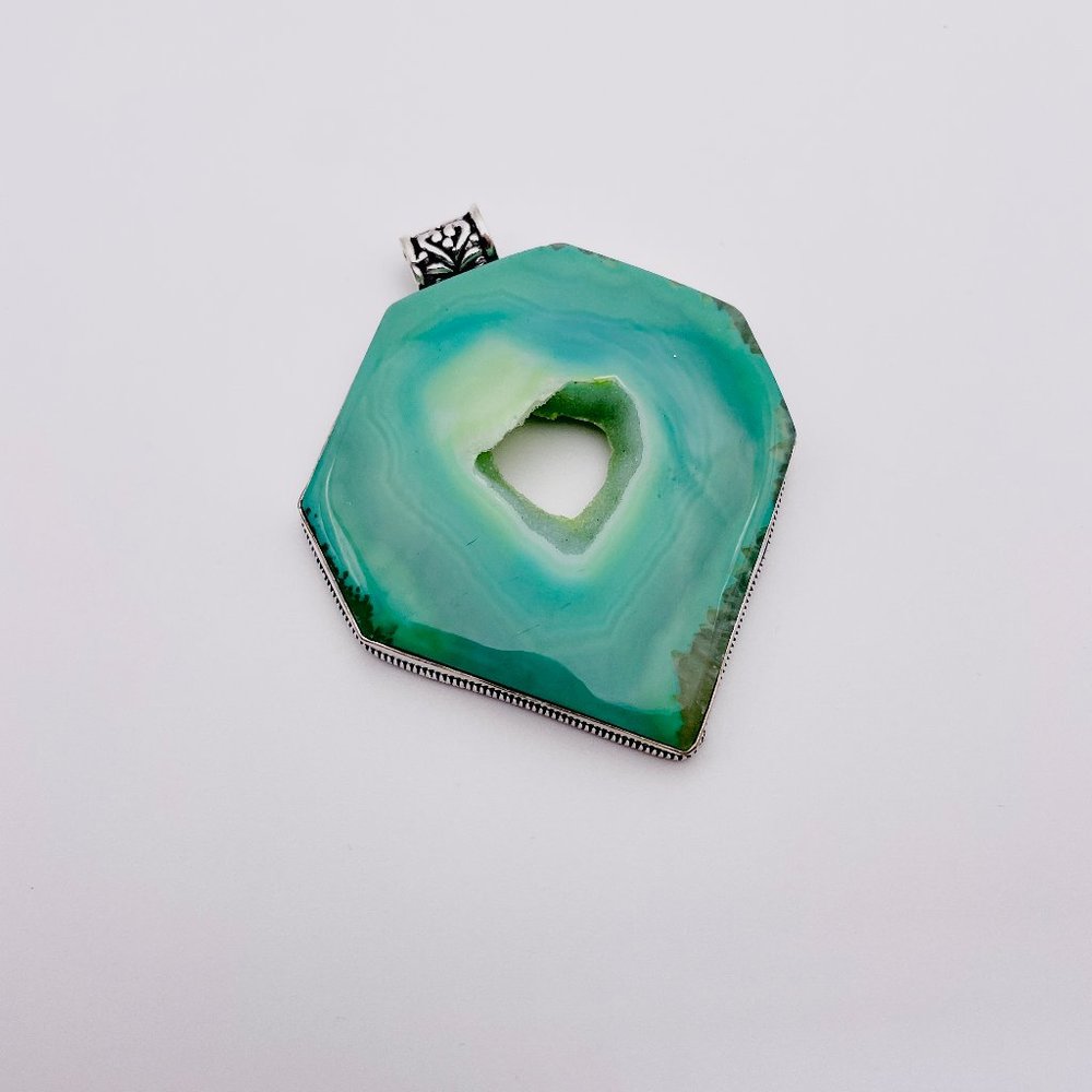 Qujing Lilu Green Druzy Agate Pendant
